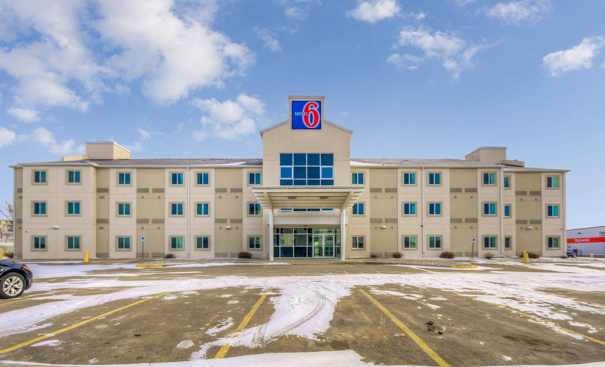Motel 6-Estevan, Sk מראה חיצוני תמונה